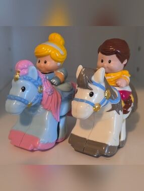 Little People Cinderella And Prince Charming Klip Klop Horses